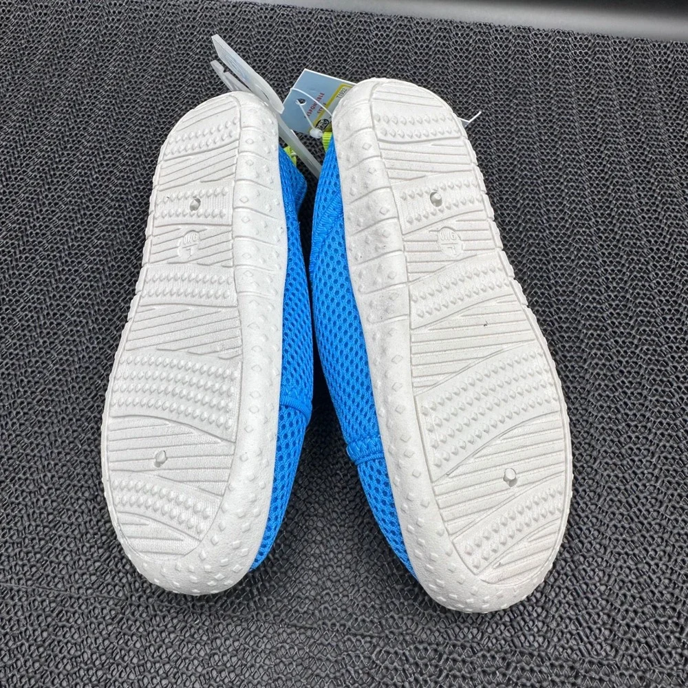 Cat & Jack Toddler Teddy Slip-On Water Shoes Blue Mesh Size L 9/10 NWT